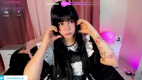 Snapshot of daniellesins2 chatting on 5, 12, 2025 Danielle online show from 5, 12, 2025