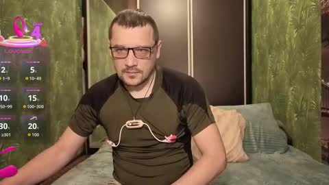 Snapshot of danielocool chatting on 4, 12, 2025 DanieloCool online show from 4, 12, 2025