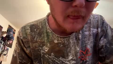 Snapshot of danielp_mod_cb chatting on 12, 1, 2025 Daniel y. online show from 12, 1, 2025