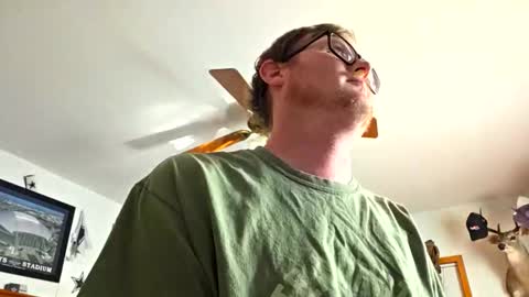 Snapshot of danielp_mod_cb chatting on 2, 12, 2025 Daniel y. online show from 2, 12, 2025