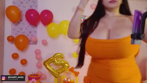 Snapshot of daniep_angel chatting on 4, 11, 2025 Hi Im Daniela online show from 4, 11, 2025