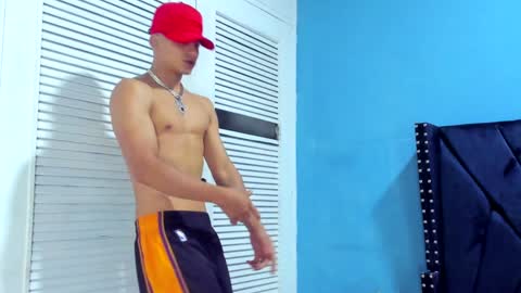 Snapshot of danii_scot chatting on 24, 1, 2025 Dani online show from 24, 1, 2025