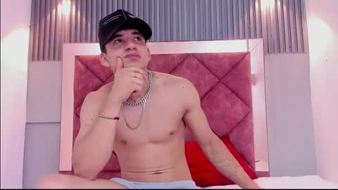 Snapshot of danii_scot chatting on 12, 11, 2025 Dani online show from 12, 11, 2025