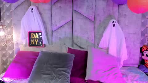 DaniiBelluci  online show from 29, 10, 2025