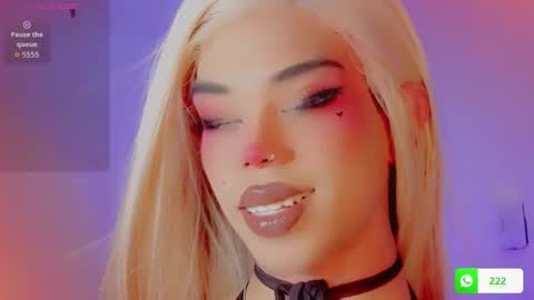 Snapshot of daniilee_ chatting on 14, 12, 2025 DANNI LEE online show from 14, 12, 2025