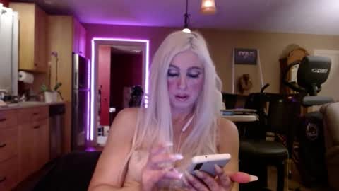 DanikaWhite69 online show from 8, 1, 2025