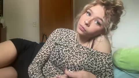 danilovexoxo online show from 28, 7, 2026