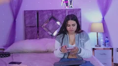 Snapshot of danilu_eva21 chatting on 3, 11, 2025 Danilu and Eva online show from 3, 11, 2025