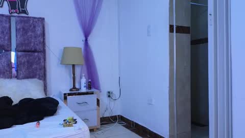 Snapshot of danilu_eva21 chatting on 6, 11, 2025 Danilu and Eva online show from 6, 11, 2025