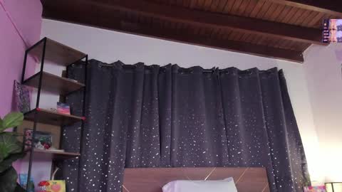 Dannacastle online show from 6, 12, 2024