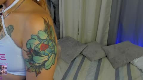 Dannacastle online show from 6, 10, 2025