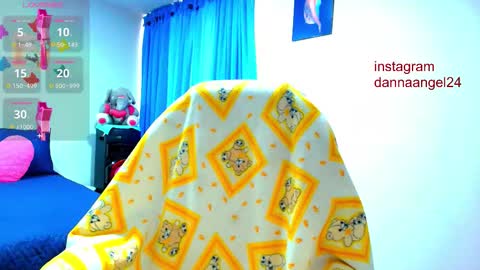 Snapshot of danna_angel chatting on 15, 11, 2025 Danna online show from 15, 11, 2025