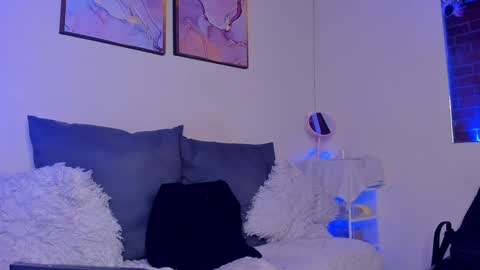 Snapshot of danna_lovs chatting on 21, 1, 2025 Danna Lovs online show from 21, 1, 2025