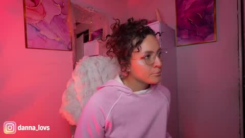 Danna Lovs online show from 15, 5, 2026