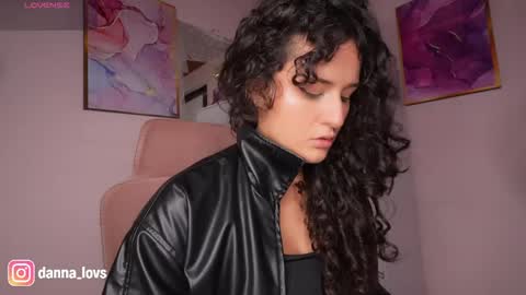 Danna Lovs online show from 19, 5, 2026