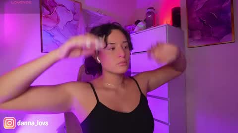 Danna Lovs online show from 29, 5, 2026
