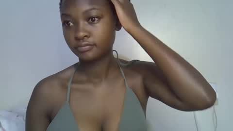 danna_miki online show from 15, 12, 2025