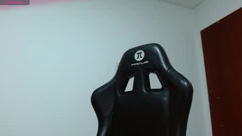 Snapshot of danna_peterson chatting on 28, 6, 2026 Danna online show from 28, 6, 2026
