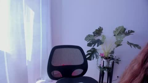 Snapshot of danna_stewart chatting on 18, 2, 2025 Paulina online show from 18, 2, 2025