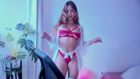 Snapshot of danna_stewart chatting on 23, 2, 2025 Paulina online show from 23, 2, 2025