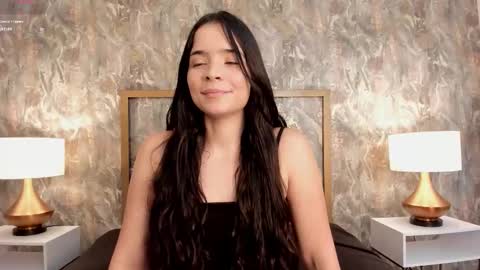 Snapshot of dannabelucci chatting on 1, 12, 2025 online show from 1, 12, 2025