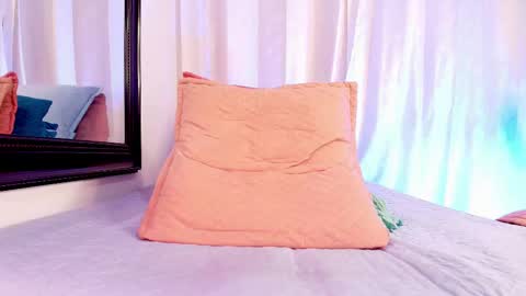 Danna Berlin  online show from 18, 2, 2025