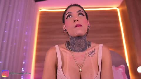 Danna Berlin  online show from 25, 3, 2026