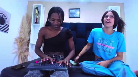 Snapshot of dannablade_ chatting on 14, 12, 2025 DannaBlade online show from 14, 12, 2025