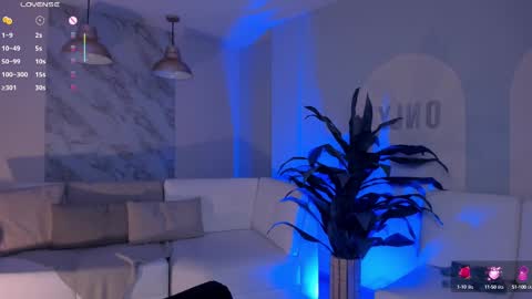 Snapshot of dannacruz_ chatting on 18, 2, 2025 Danna Cruz online show from 18, 2, 2025