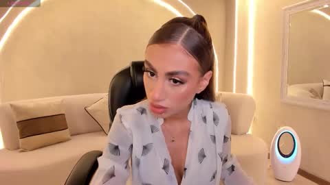 Snapshot of dannacruz_ chatting on 15, 9, 2025 Danna Cruz online show from 15, 9, 2025