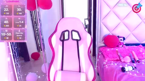 Dannamunoz130 online show from 27, 2, 2025