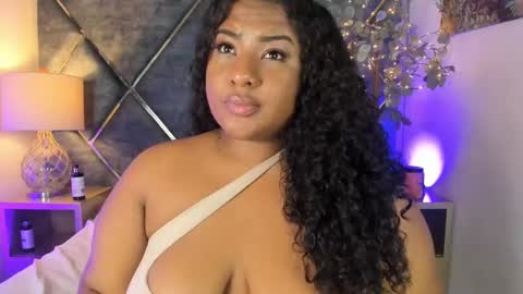 Snapshot of dannafalco25 chatting on 1, 2, 2025 Valery Danna online show from 1, 2, 2025