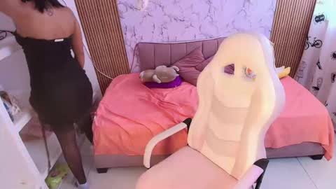 dannagabriella online show from 20, 5, 2026