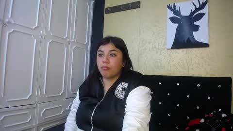 Snapshot of dannagarza chatting on 12, 1, 2025 Danna Garza online show from 12, 1, 2025