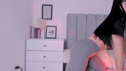 Snapshot of dannahyde chatting on 3, 2, 2025 Insta DannaBlueX online show from 3, 2, 2025