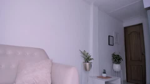 Snapshot of dannahyde chatting on 8, 2, 2025 Insta DannaBlueX online show from 8, 2, 2025