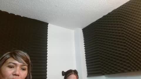 Snapshot of dannamomcerrat chatting on 11, 1, 2025 dannamomcerrat online show from 11, 1, 2025