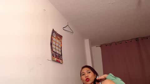 Snapshot of dannamomcerrat chatting on 9, 3, 2025 dannamomcerrat online show from 9, 3, 2025