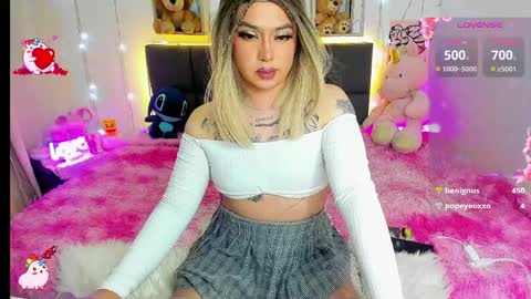 dannia_13 online show from 6, 4, 2026