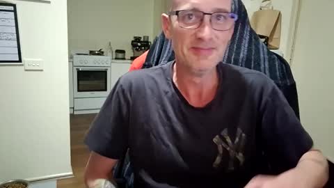 dannozdirekt online show from 2, 12, 2025