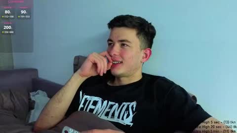 Snapshot of danny__magic chatting on 30, 10, 2025 danny__magic online show from 30, 10, 2025