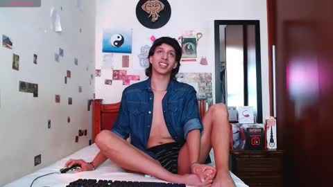 Snapshot of danny__phantom chatting on 16, 9, 2025 phantom555 online show from 16, 9, 2025