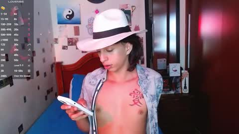 Snapshot of danny__phantom chatting on 10, 11, 2025 phantom555 online show from 10, 11, 2025