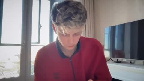 danny online show from 8, 4, 2026