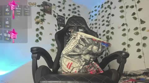 Snapshot of danny_phantom_09 chatting on 24, 1, 2025 danny_phantom_09 online show from 24, 1, 2025