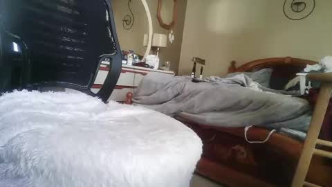 Danielle online show from 1, 2, 2025