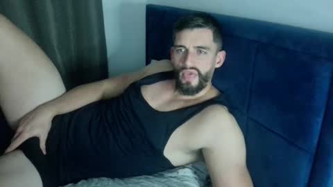 Naughtystr8D online show from 18, 12, 2024