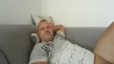 Snapshot of danrud81 chatting on 1, 10, 2025 Daniel online show from 1, 10, 2025