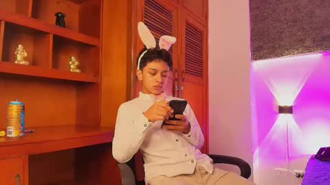 Snapshot of dante_bre chatting on 7, 3, 2025 dante_bre online show from 7, 3, 2025
