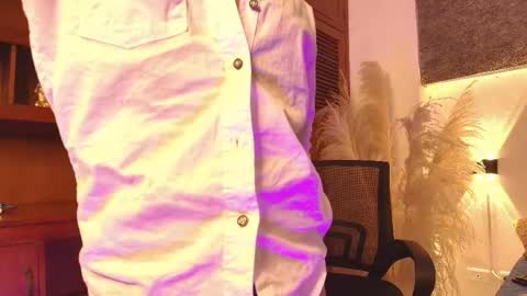 Snapshot of dante_bre chatting on 7, 3, 2025 dante_bre online show from 7, 3, 2025
